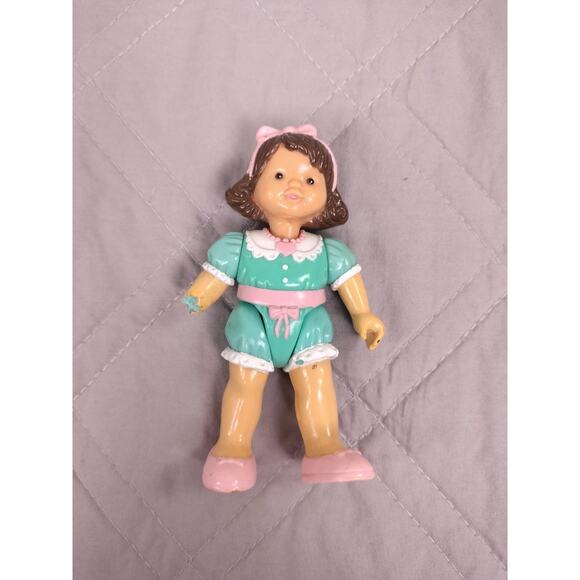 Fisher Price Loving Family Grand Dollhouse 1997 Purple Roof / Accessories VTG - Picture 5 of 16